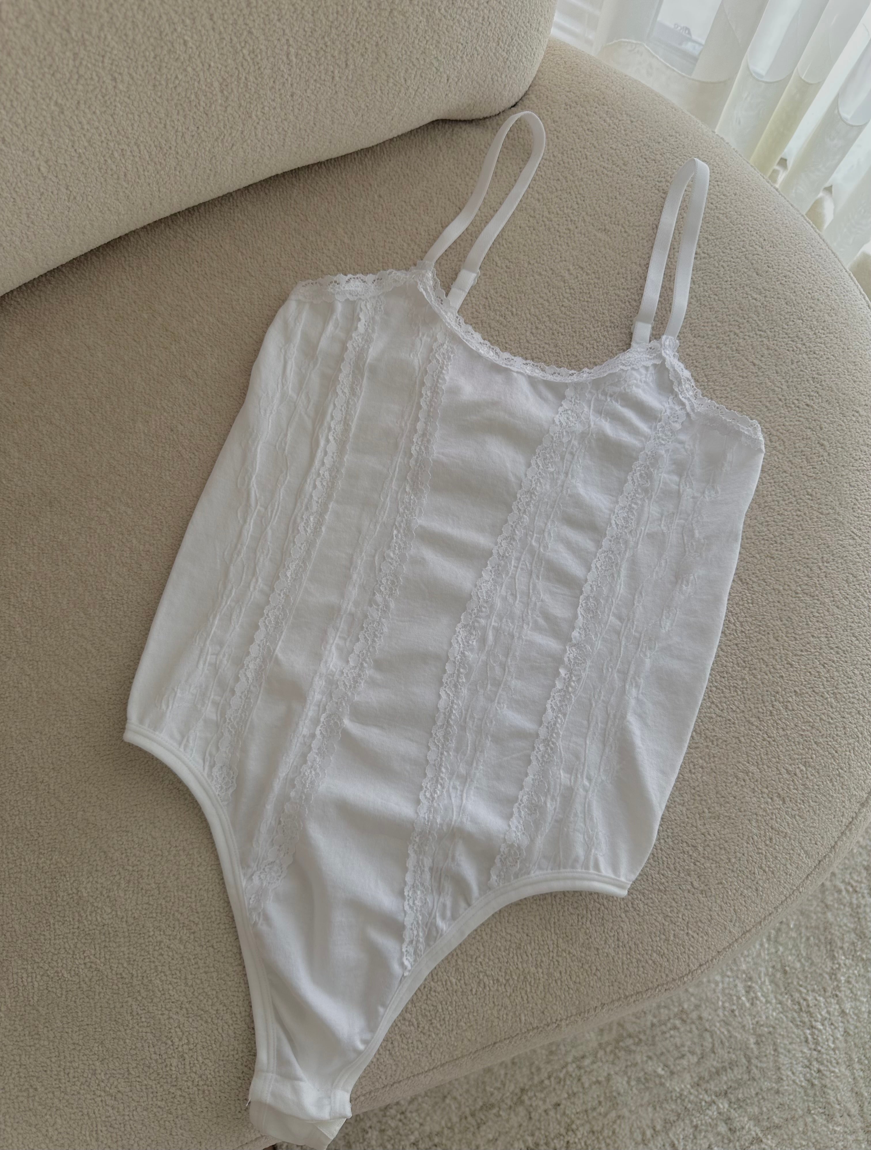 BODY ANW 4686