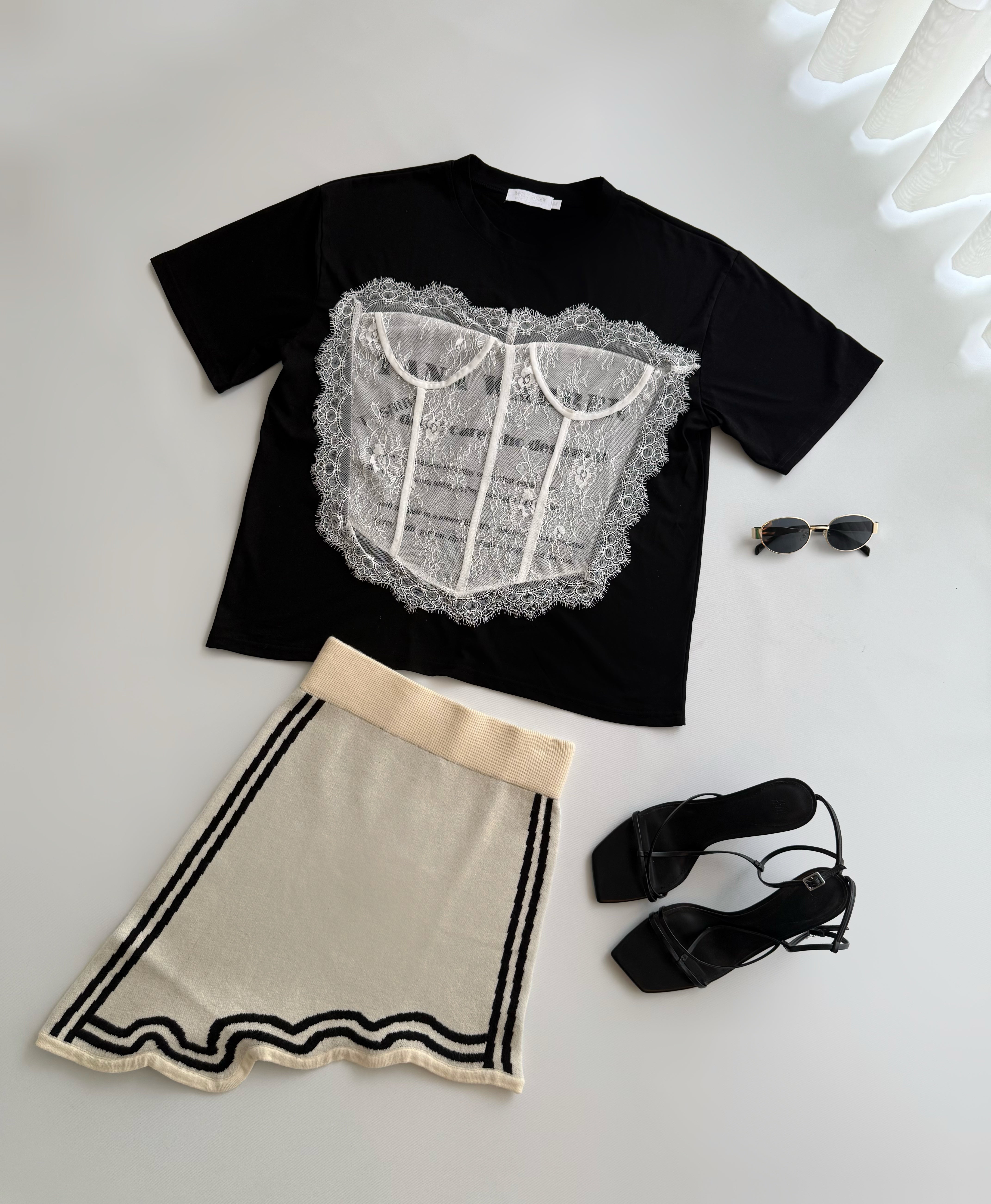 FALDA 1074