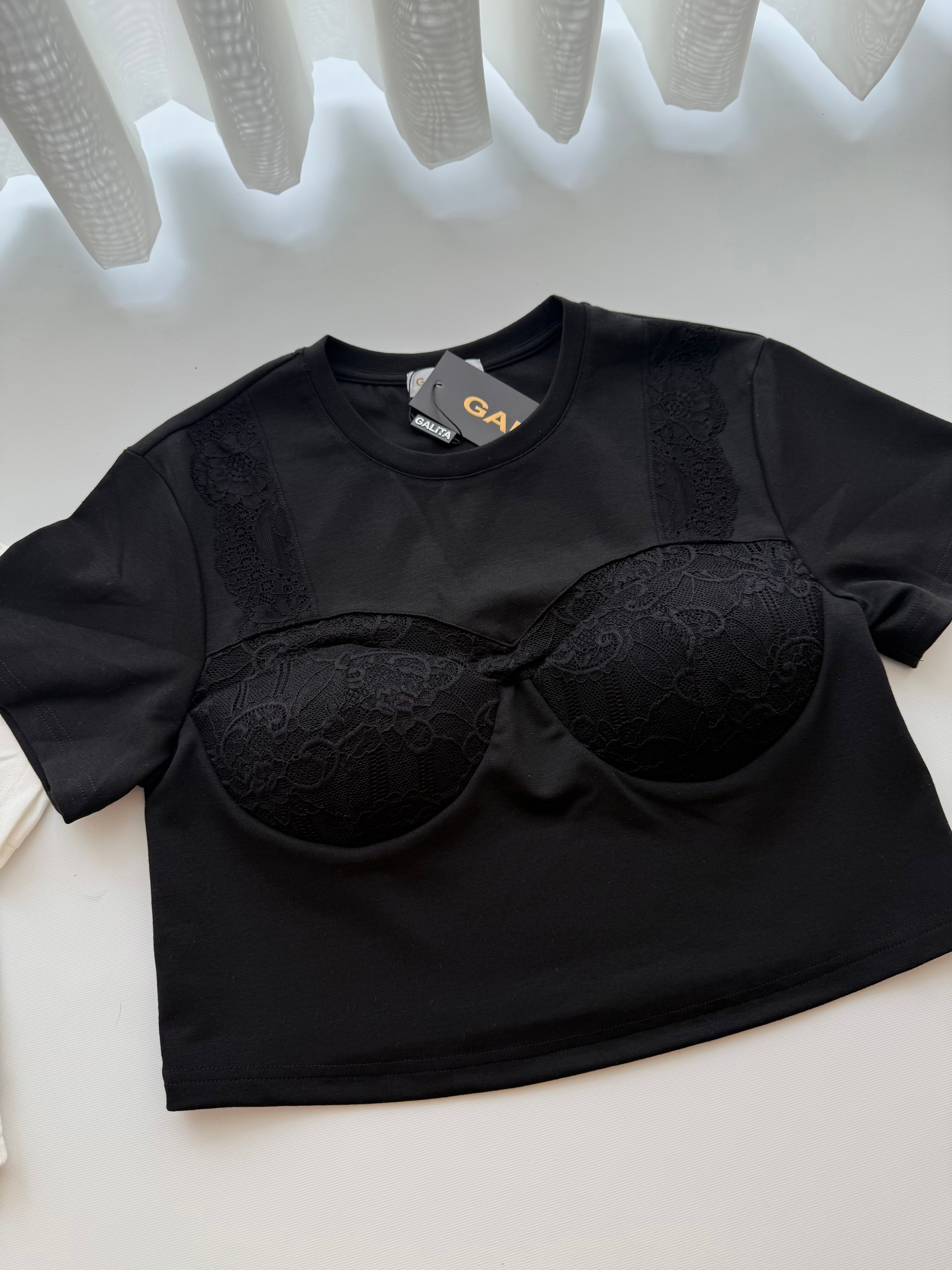 CAMISA GAL ENCAJE NEGRA