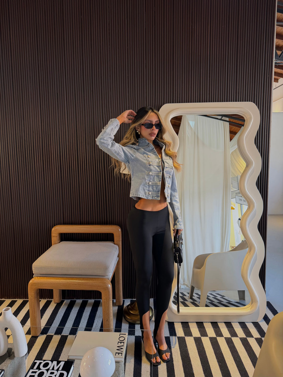 CAPRI NEGRO 15012
