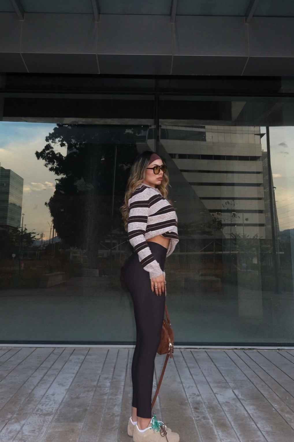 SUETER HOT FASHION CAFÉ 10106