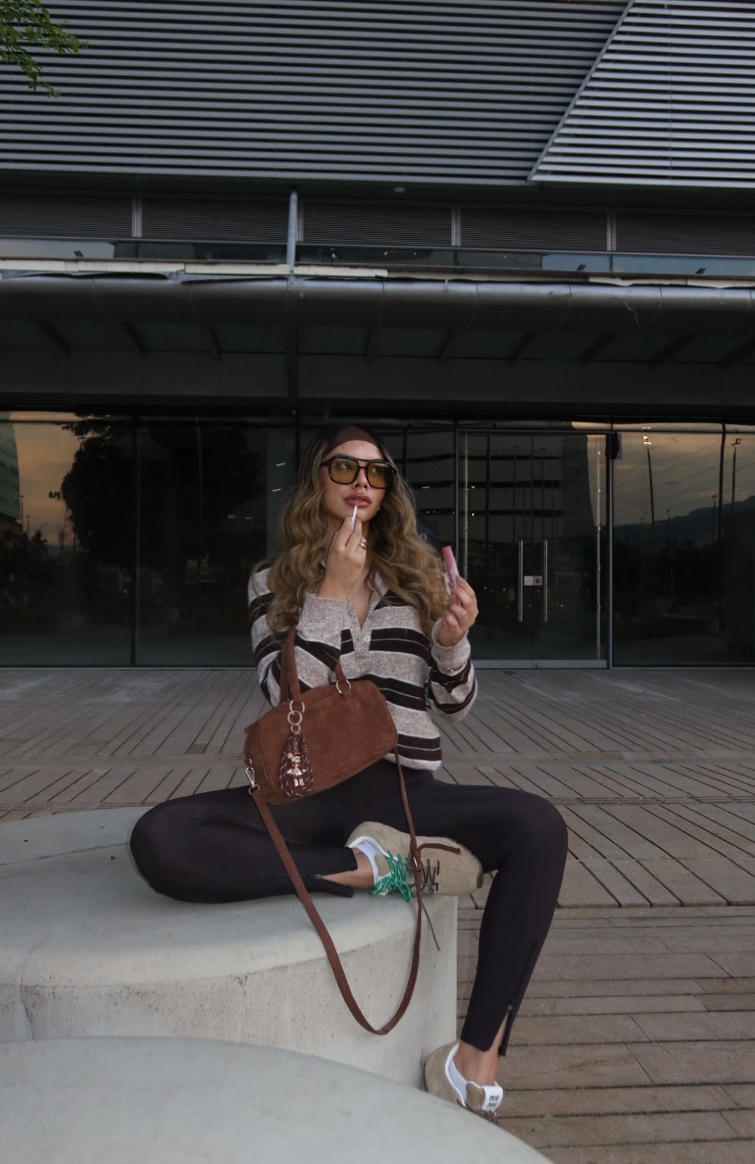 SUETER HOT FASHION CAFÉ 10106