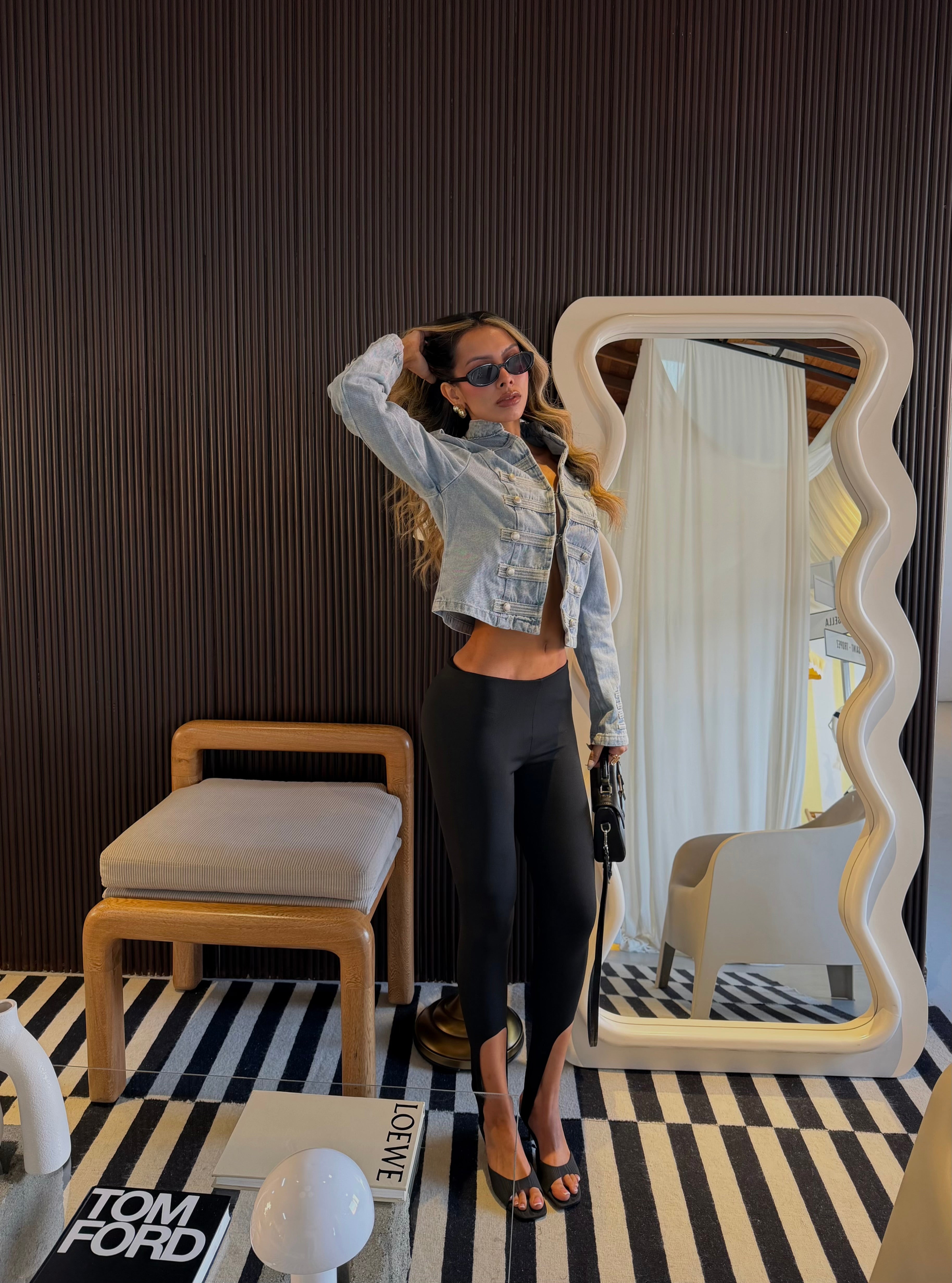 CAPRI NEGRO 15012