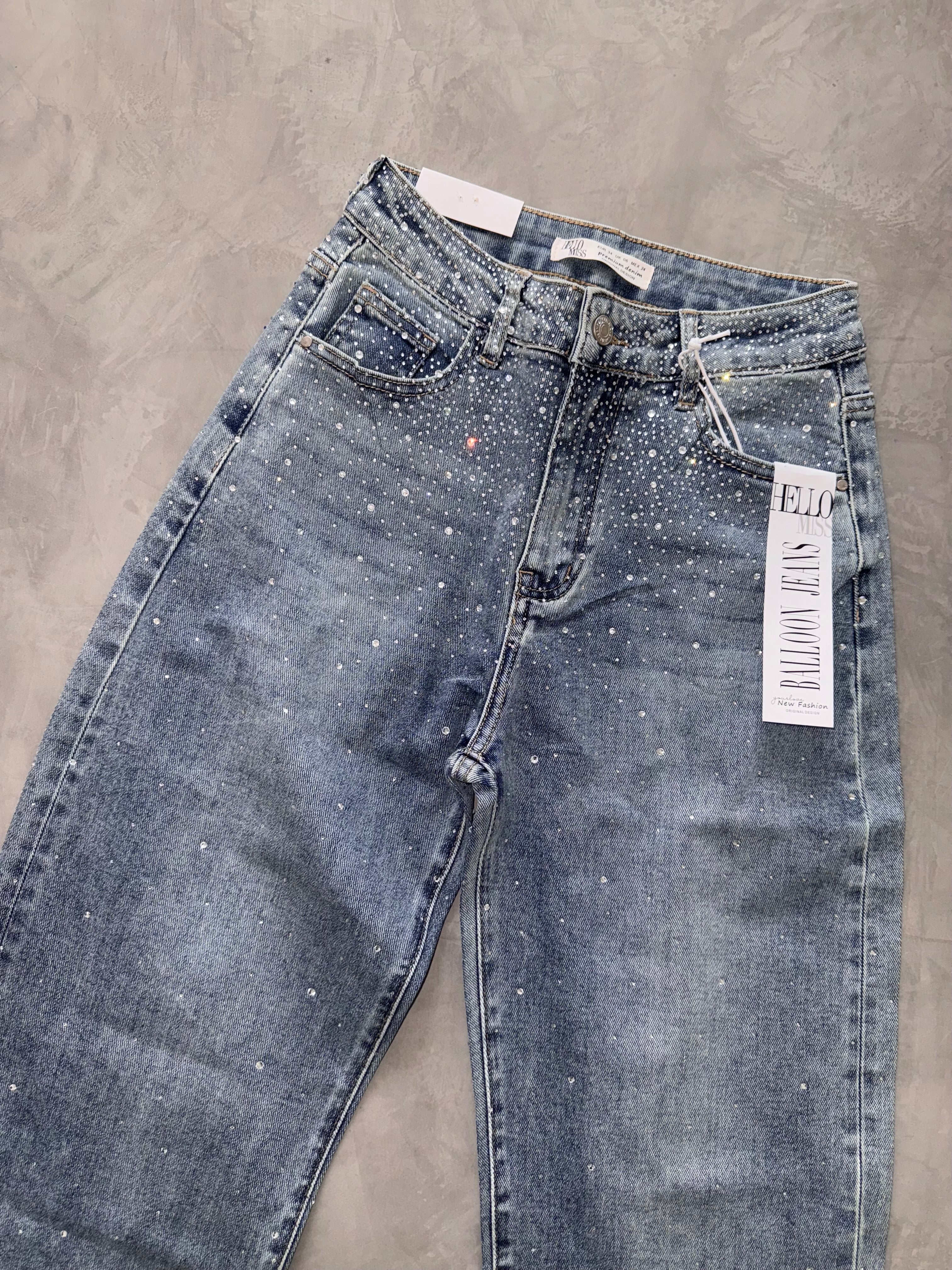 PANTALON MOM FIT HELLO 886