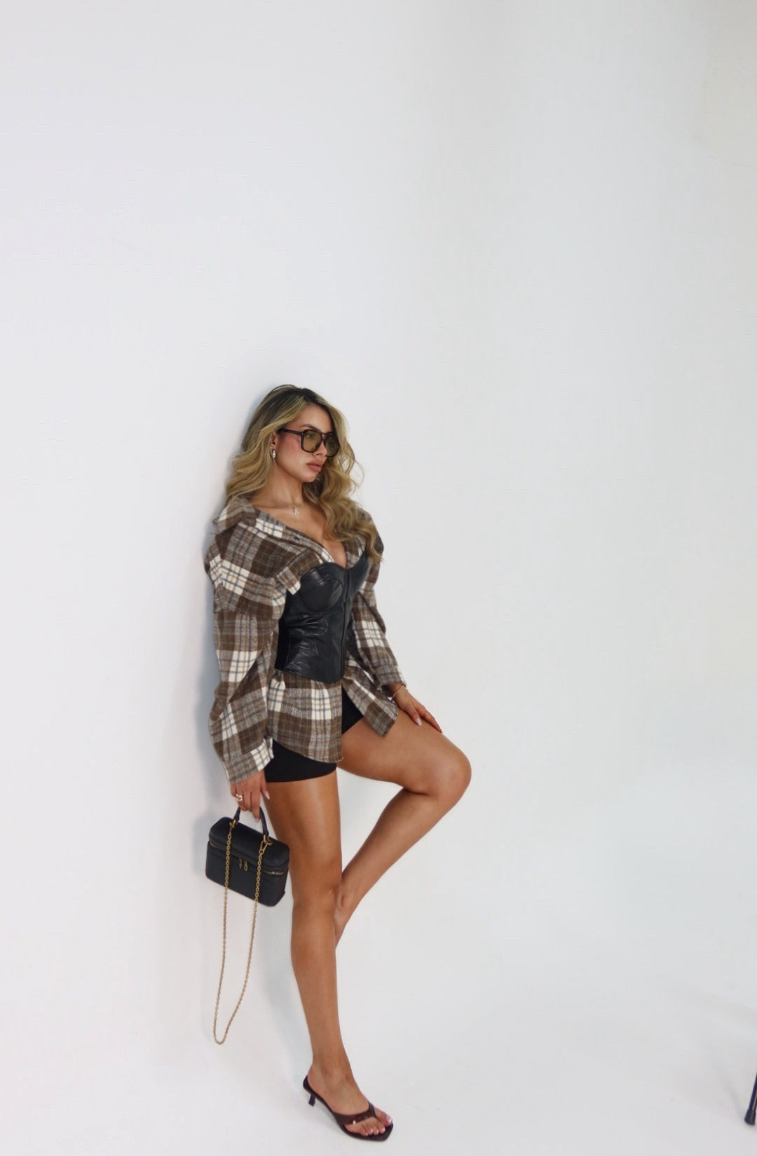 LEÑADORA GOLDEN 2535