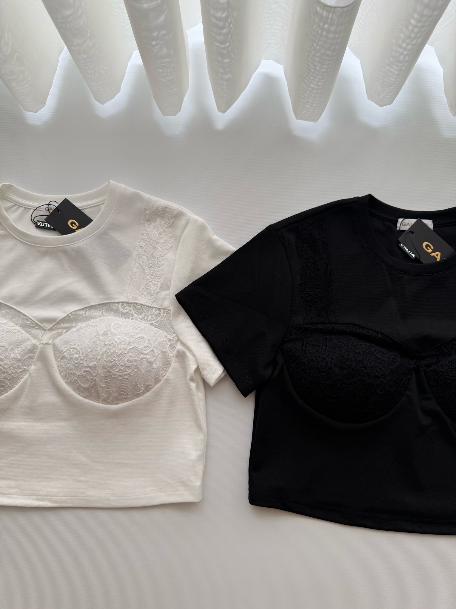 CAMISA GAL ENCAJE NEGRA